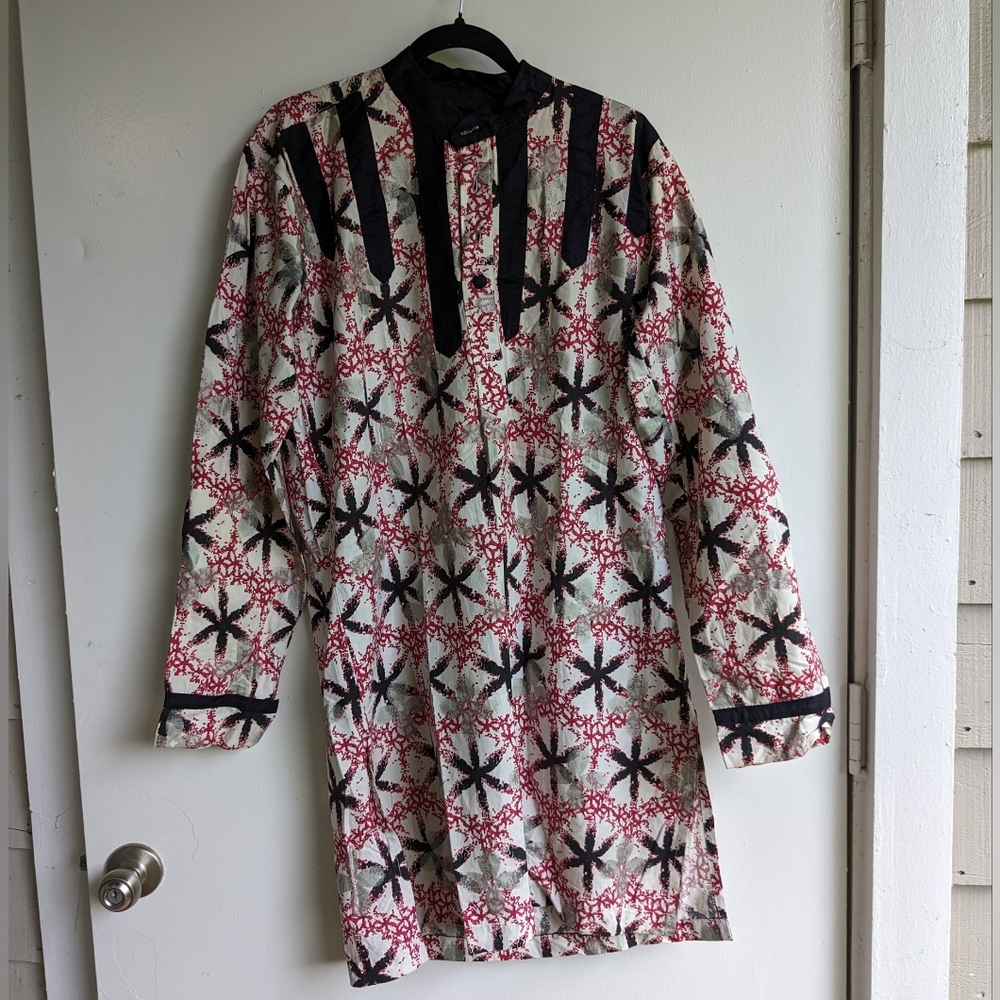 Ambition de Woodin red black and white long sleeve tunic, black